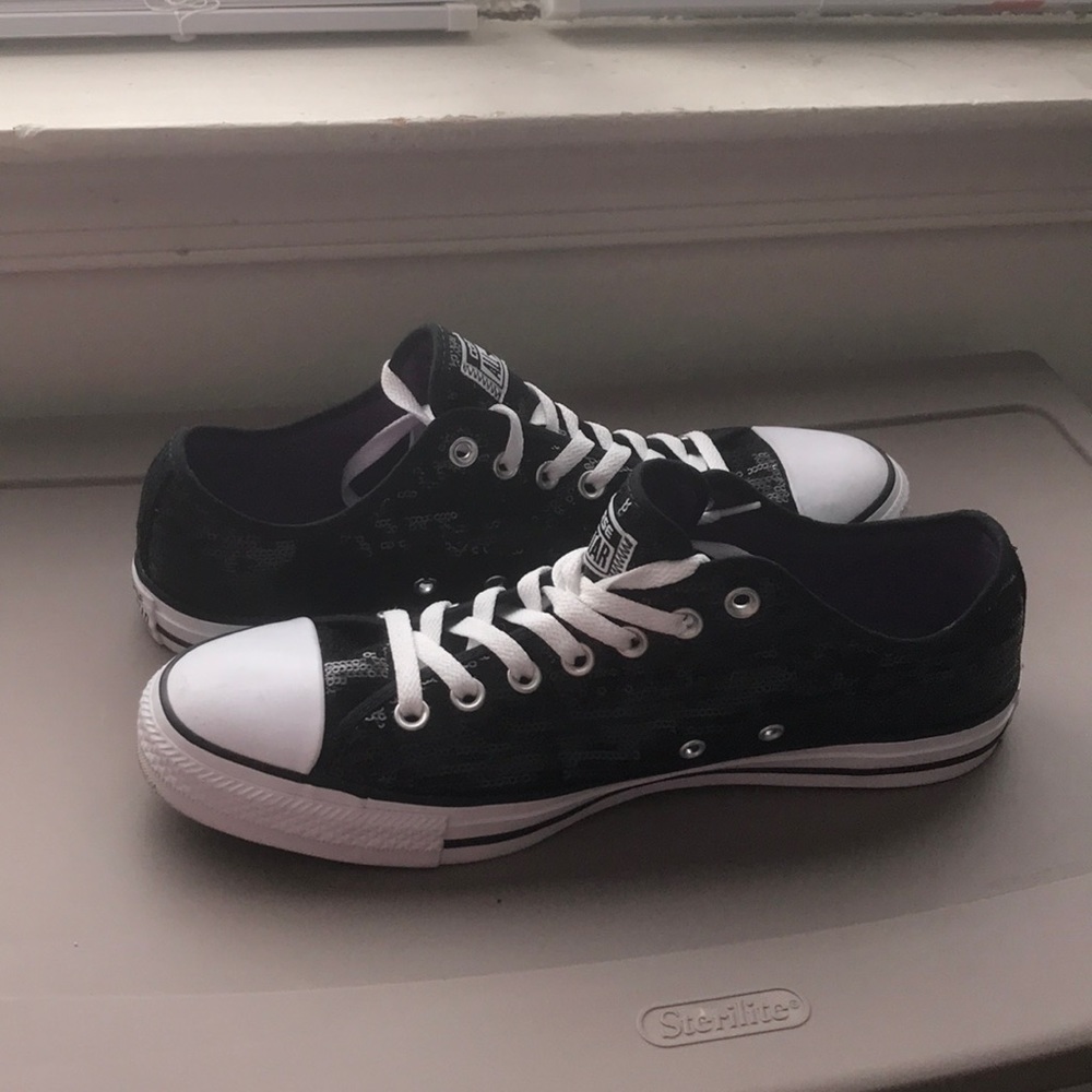 Black sequin converse!!